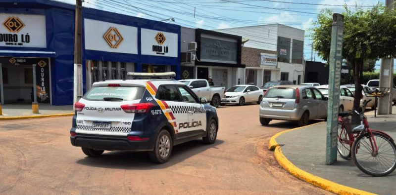 Polícia Militar executa ações em busca de melhorar o transito de veículos em Peixoto de Azevedo