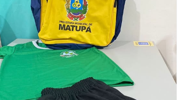 Chega ate as escolas da rede municipal de Matupá os novos uniformes para o ano Letivo de 2026