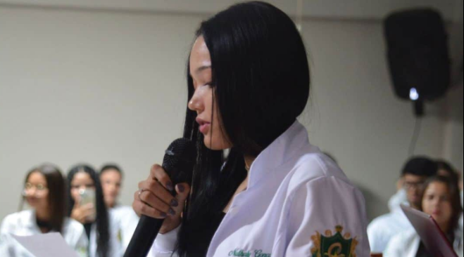 Jovem que morreu em Itaúba conciliava faculdade, trabalho e diárias para se manter; amigas relatam rotina