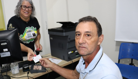 Cartório Eleitoral atende cooperados durante Eleição da Coogavepe 2026