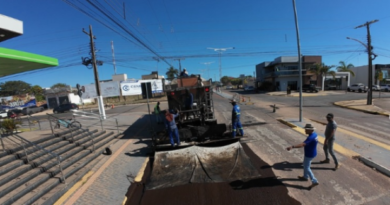 Peixoto de Azevedo intensifica recuperação das vias urbanas com mais de 22 km de micropavimentação asfáltica