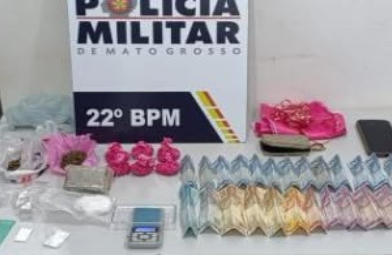 Jovem é presa por tráfico e deixa filha de um ano sozinha em casa em Peixoto
