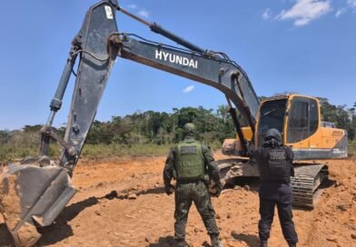 Batalhão Ambiental da PM apreende maquinas e fecha garimpos ilegais em Novo Mundo