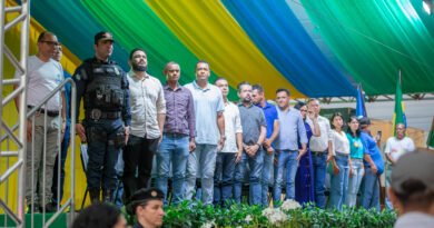 O desfile Cívico em Peixoto de Azevedo foi o maior sucesso na região Norte do Estado.