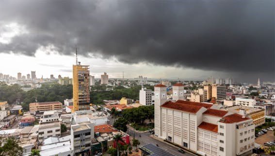 Cuiabá tem alerta para risco de tempestades e ventos de até 60 km/h; vejam recomendações